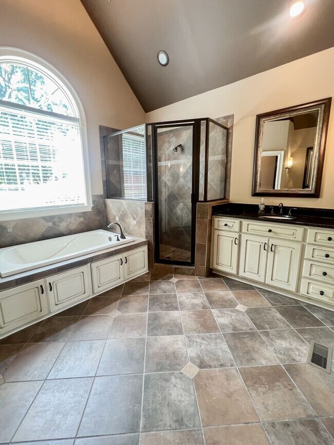 Building Photo - Beautiful 4-Bedroom Home with 2-Car Garage