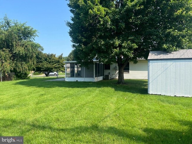 Building Photo - 211 N Brownleaf Rd