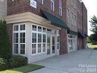 Building Photo - 105 Singleton Rd