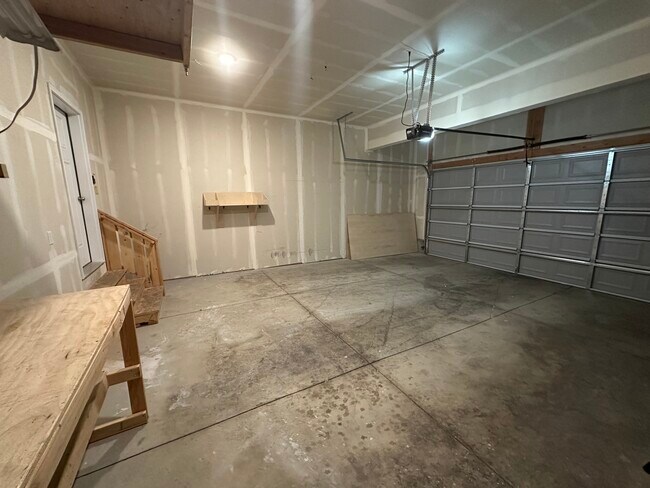 Building Photo - 3306 Eagle Mountain Town Home