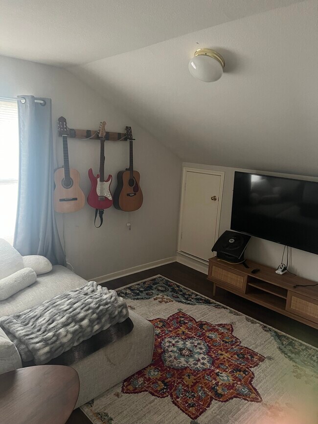 Building Photo - 1215 Terrace Ct