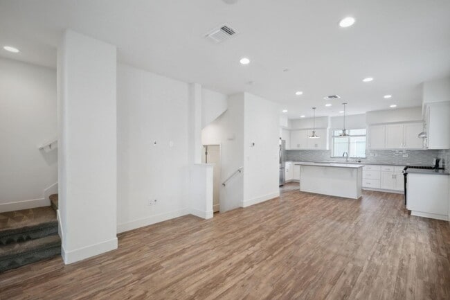 Building Photo - 37607 Cape Cod Rd