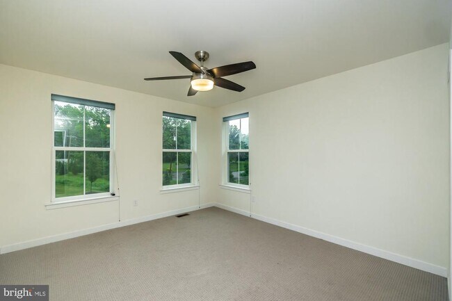 Building Photo - 401 Wynstone Ct