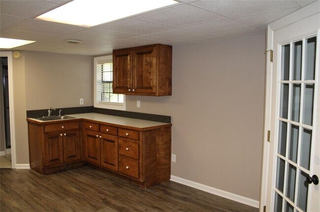 Building Photo - 426 Winder Hwy