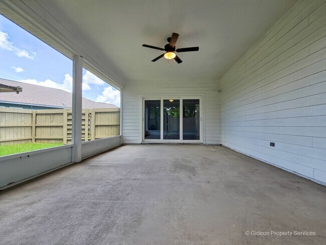Building Photo - 1757 SW 72nd CIR