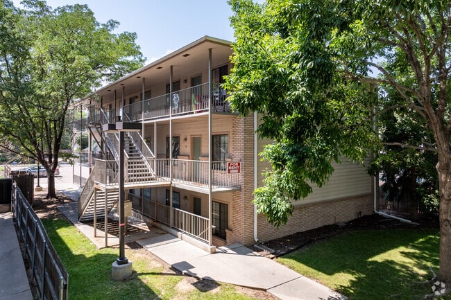Building Photo - Clock Tower Apartments
