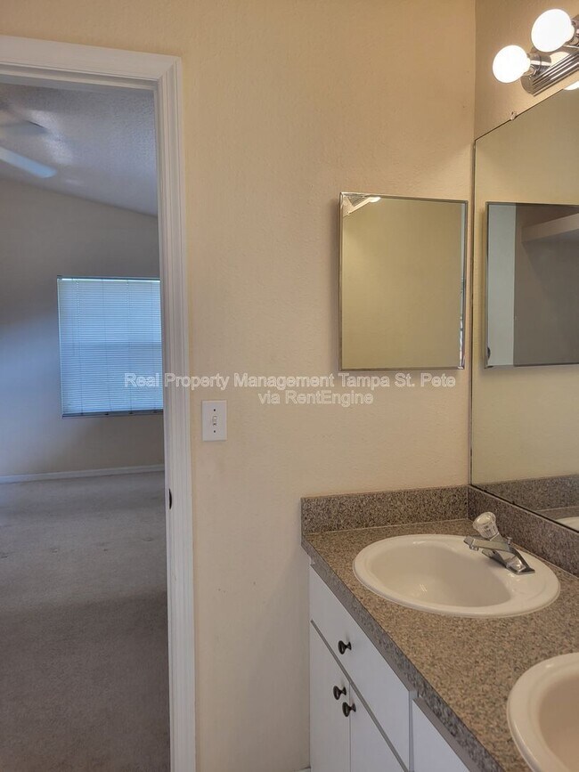 Building Photo - 1314 Avonwood Ct