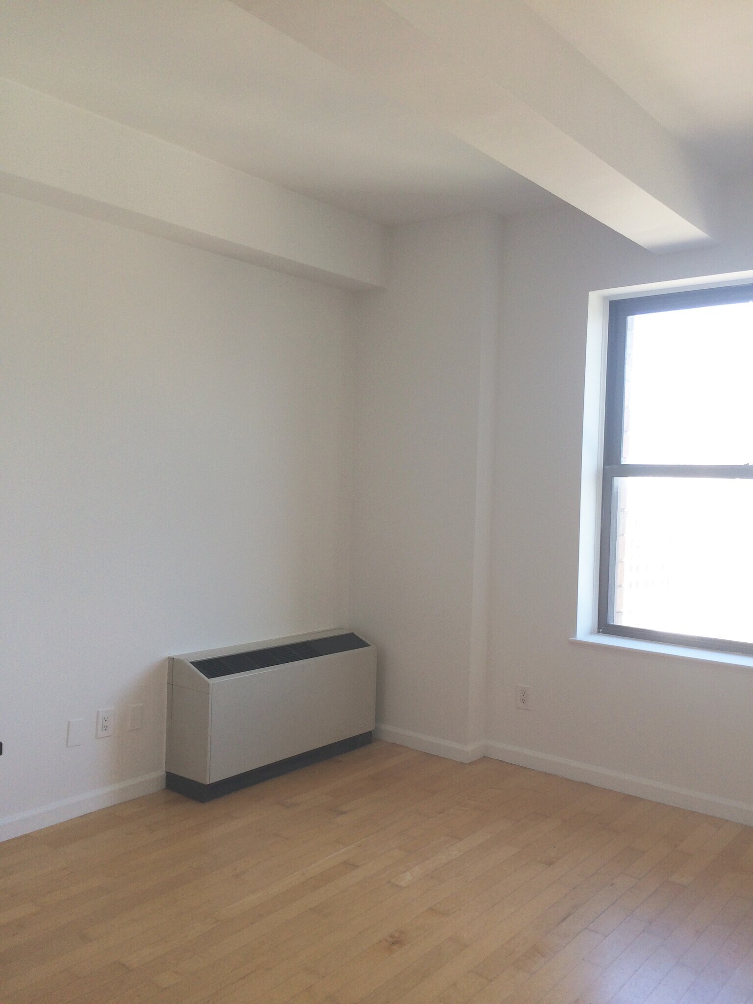 Building Photo - 20 West Street