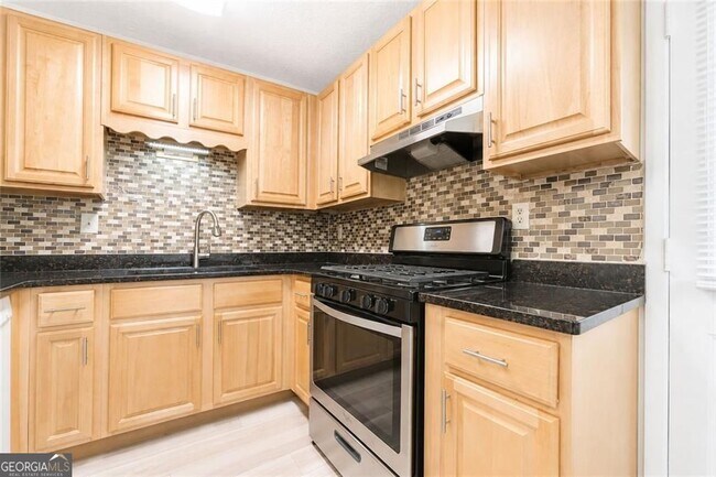 Building Photo - 3065 Destin Cir