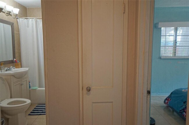 Building Photo - 4306 S Anita Blvd