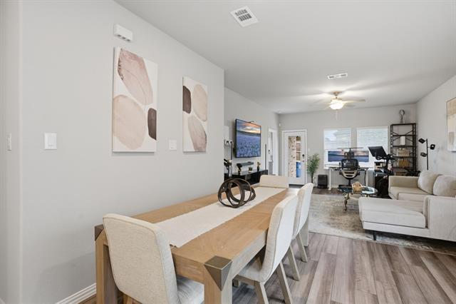 Building Photo - 5005 Emerald Hl Dr