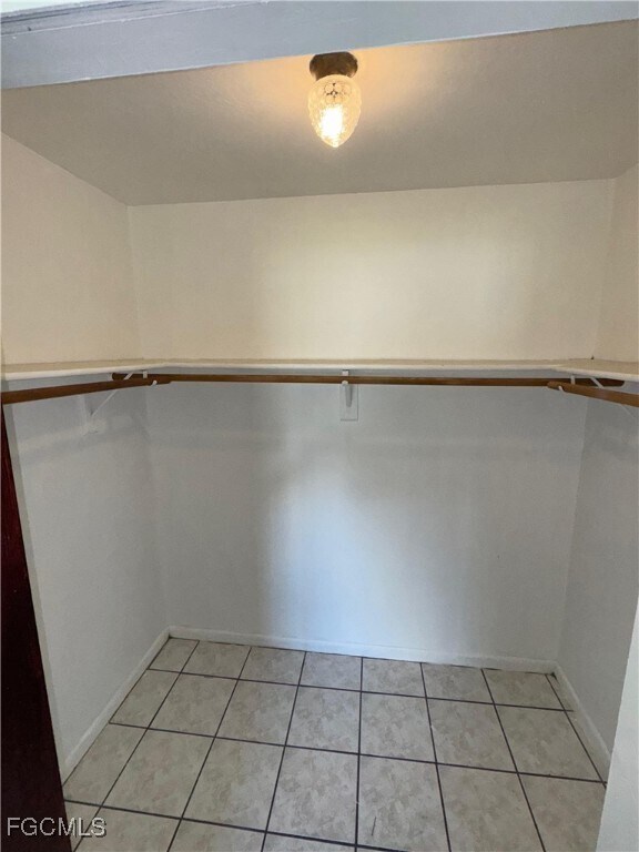 Building Photo - 517 SE 23rd Pl