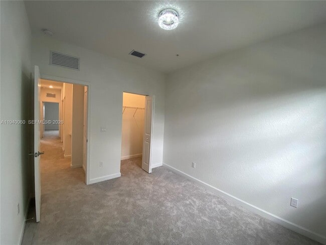 Building Photo - 211 SW 159th Ter