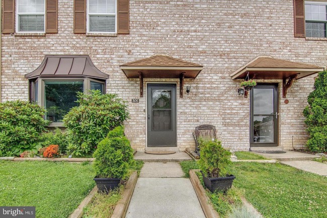 Building Photo - 306 Kidwelly Ct