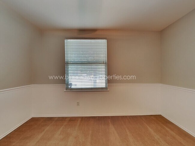 Building Photo - 13072 Cowper Dr