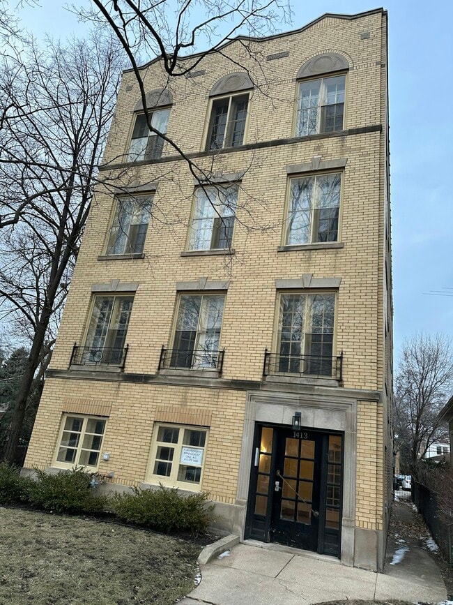 Building Photo - 1413 Dobson St