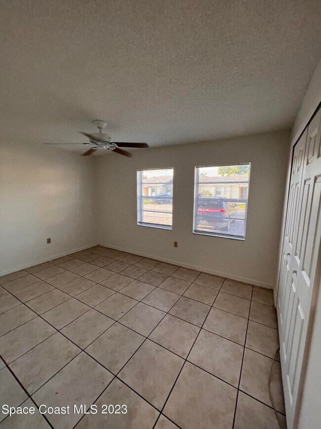 Building Photo - 1514 Clearlake Rd