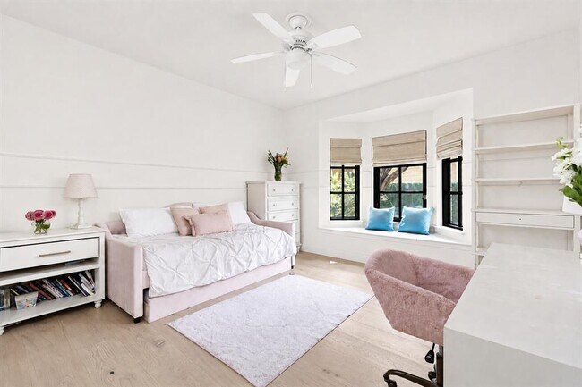 Building Photo - 301 Copperleaf Rd