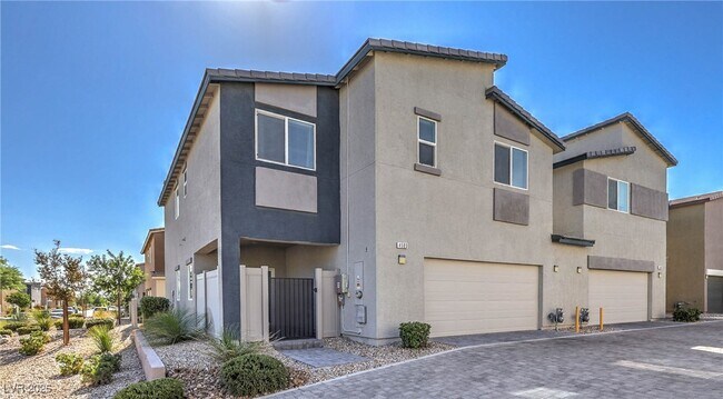 Building Photo - 4503 Stardust Moon Ave