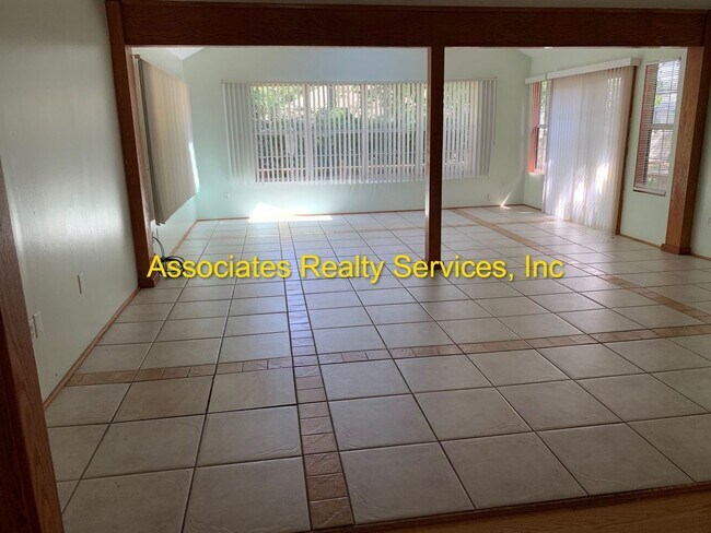 Building Photo - 10335 NW 13th Ln