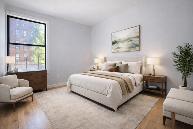 Building Photo - 518 W 204th St