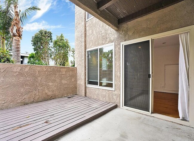 Building Photo - 16879 Bluewater Ln