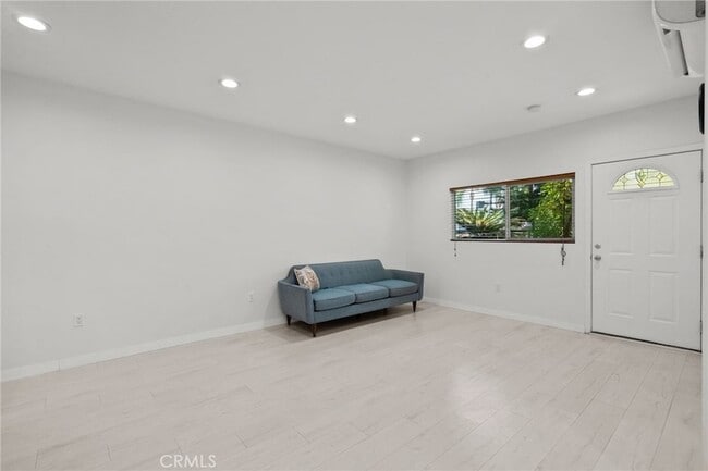 Building Photo - 7815 Allott Ave