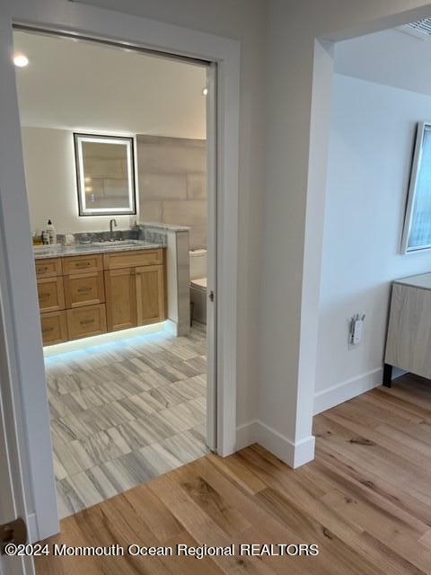 Building Photo - 3632 Ocean Terrace