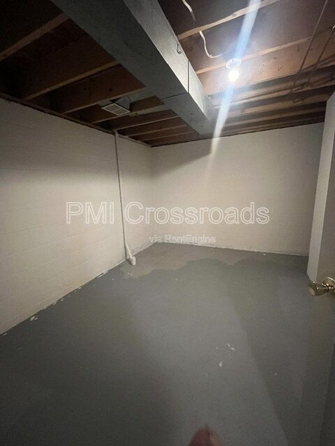 Building Photo - 6752 Bristlewood Dr