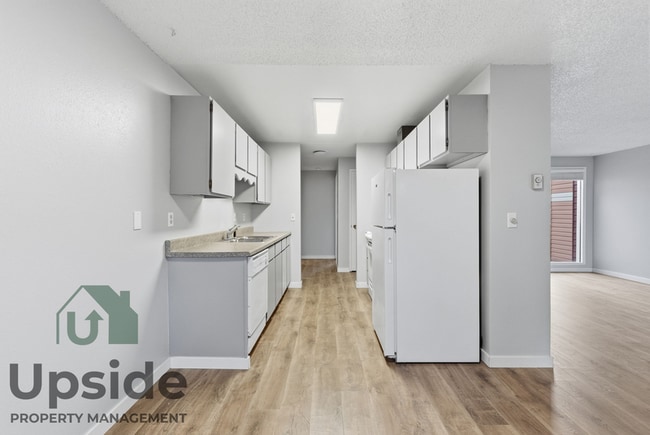 Building Photo - 213 N Felts Rd