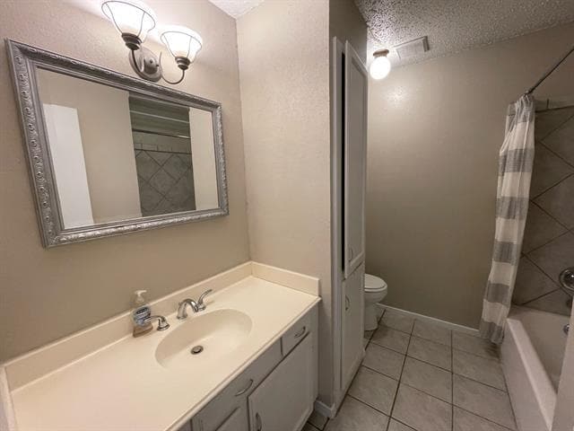 Building Photo - 5500 Holly Trail