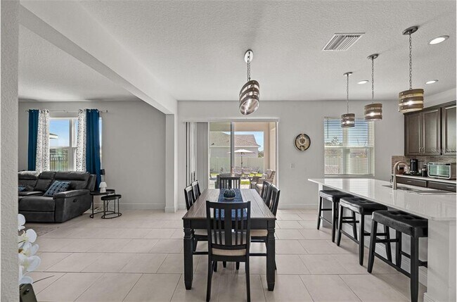 Building Photo - 3077 Nottel Dr