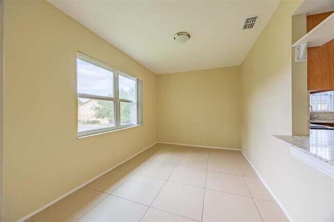 Building Photo - 9800 Turf Way