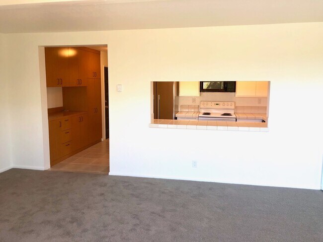 Building Photo - 3375 Foothill Rd