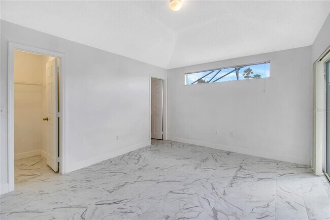 Building Photo - 236 Langham Dr