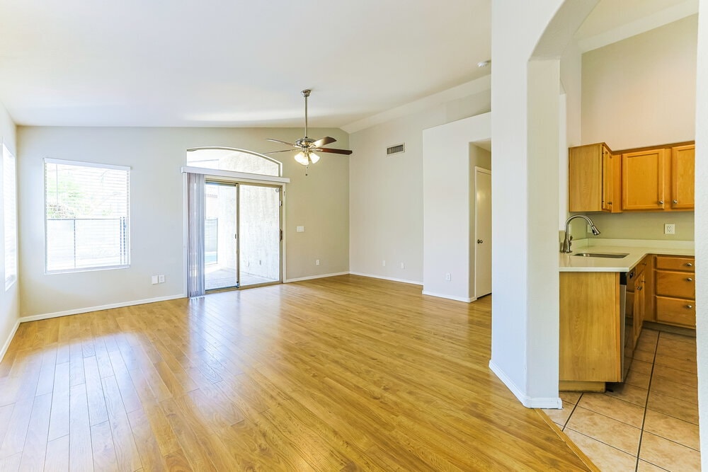 Building Photo - 1051 N San Benito Dr