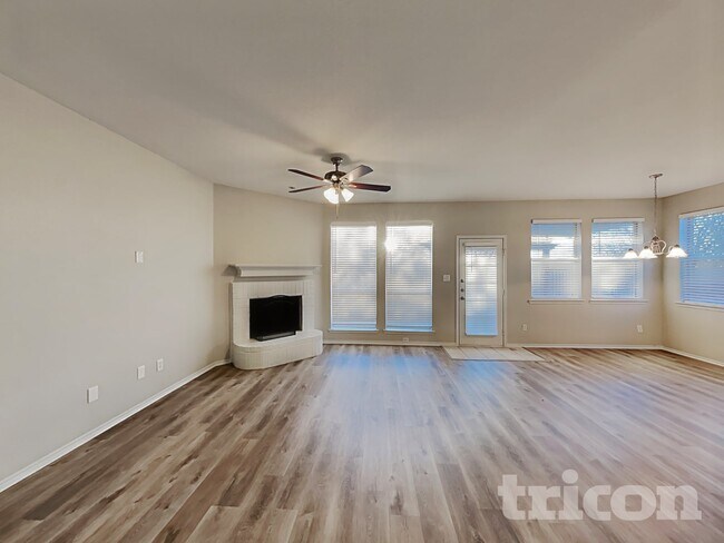 Building Photo - 13354 Dove Ranch Rd