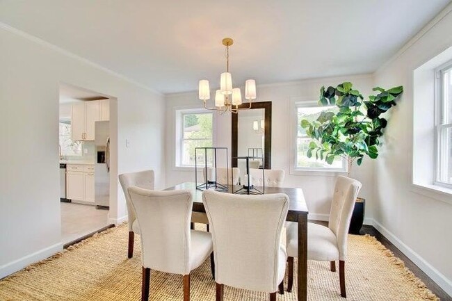 Building Photo - 797 Highland Ave