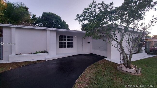 Primary Photo - 8360 NW 25th Ct