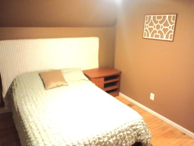 Building Photo - 400 E Lead St