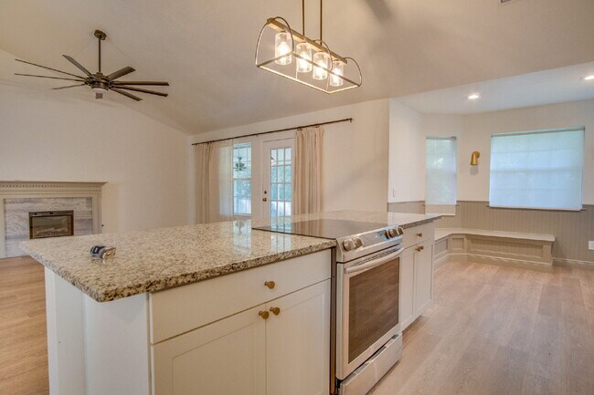 Building Photo - West Pensacola 3BR, 2BA Brick Home Near NAS Pensacola with Screened Porch, Spacious Kitchen & Ope...