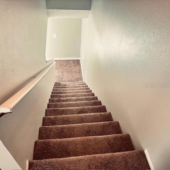 Building Photo - 721 Kensington Lake Cir