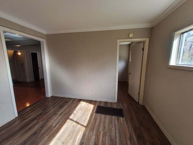 Building Photo - 5737 Nail Rd