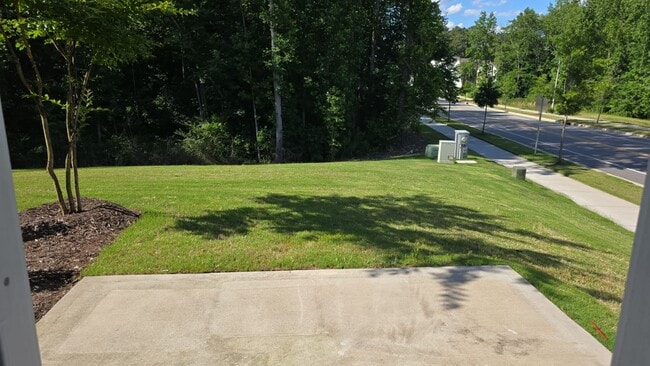 Building Photo - 3315 Oak Pass Dr