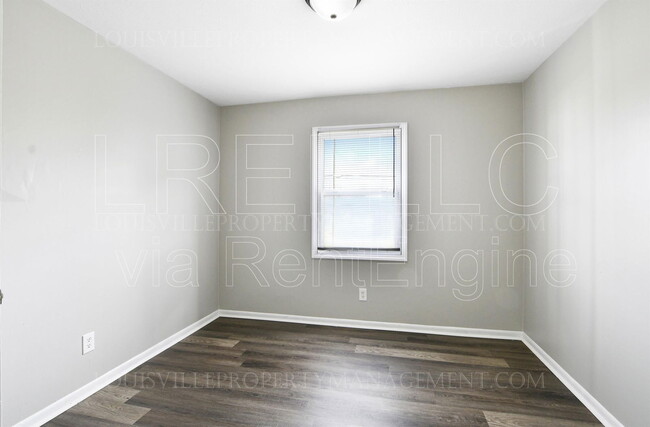 Building Photo - 12615 E Orell Rd