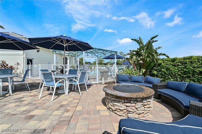 Building Photo - 5583 Lago Villaggio Way