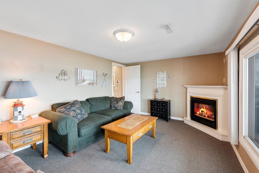 Building Photo - 26755 Fremont Dr