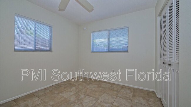 Building Photo - 3915 Allan Pl