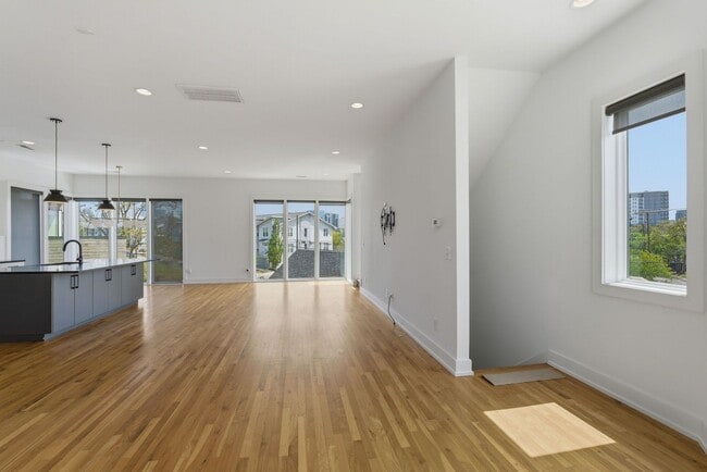 Building Photo - Beautiful 3-BR Property with Rooftop Deck!