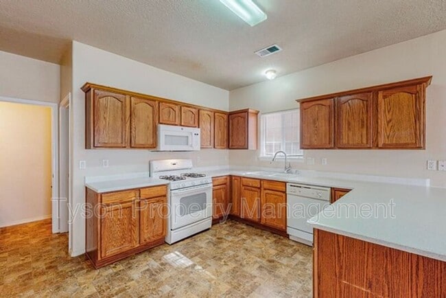 Building Photo - 9224 Ashfall Pl NW